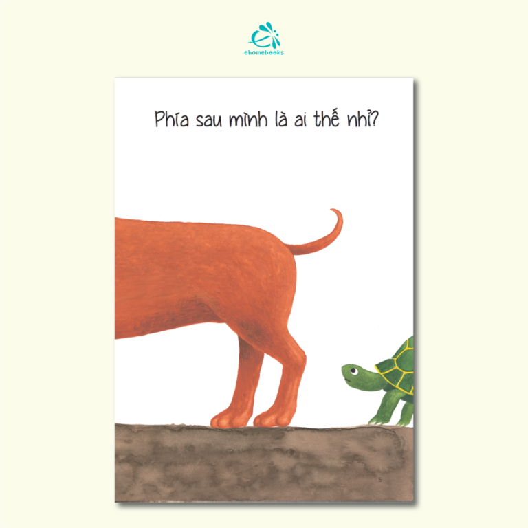 Ảnh chụp một trang sách đang hé lộ phần đuôi của một chú voi ở mép trang