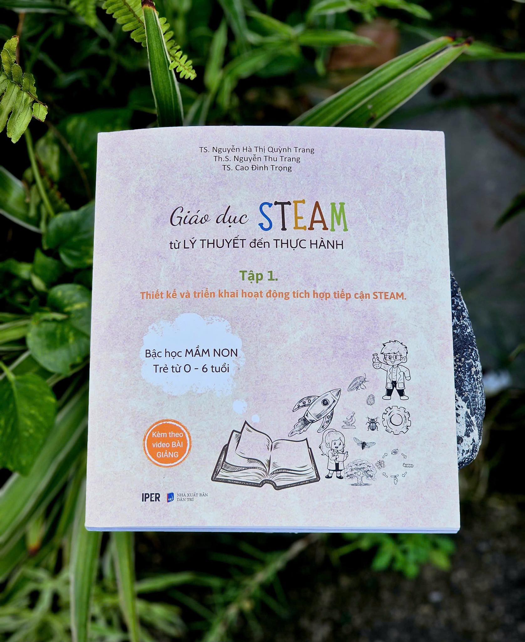 sách stem mầm non