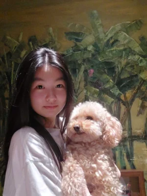 Chloe Kong - một trong 3 tác giả cuốn Finneas trong thế giới rộng lớn