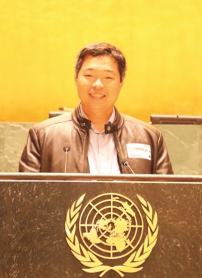 Giáo sư Trần Trung